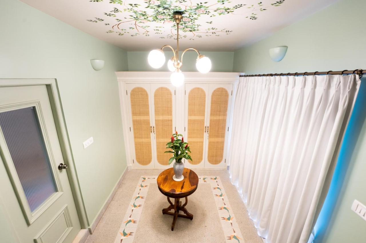 Elivaas 5 Bhk With Pvt Pool, Entertainment Room & Glass House - Bludoor Marmagao المظهر الخارجي الصورة