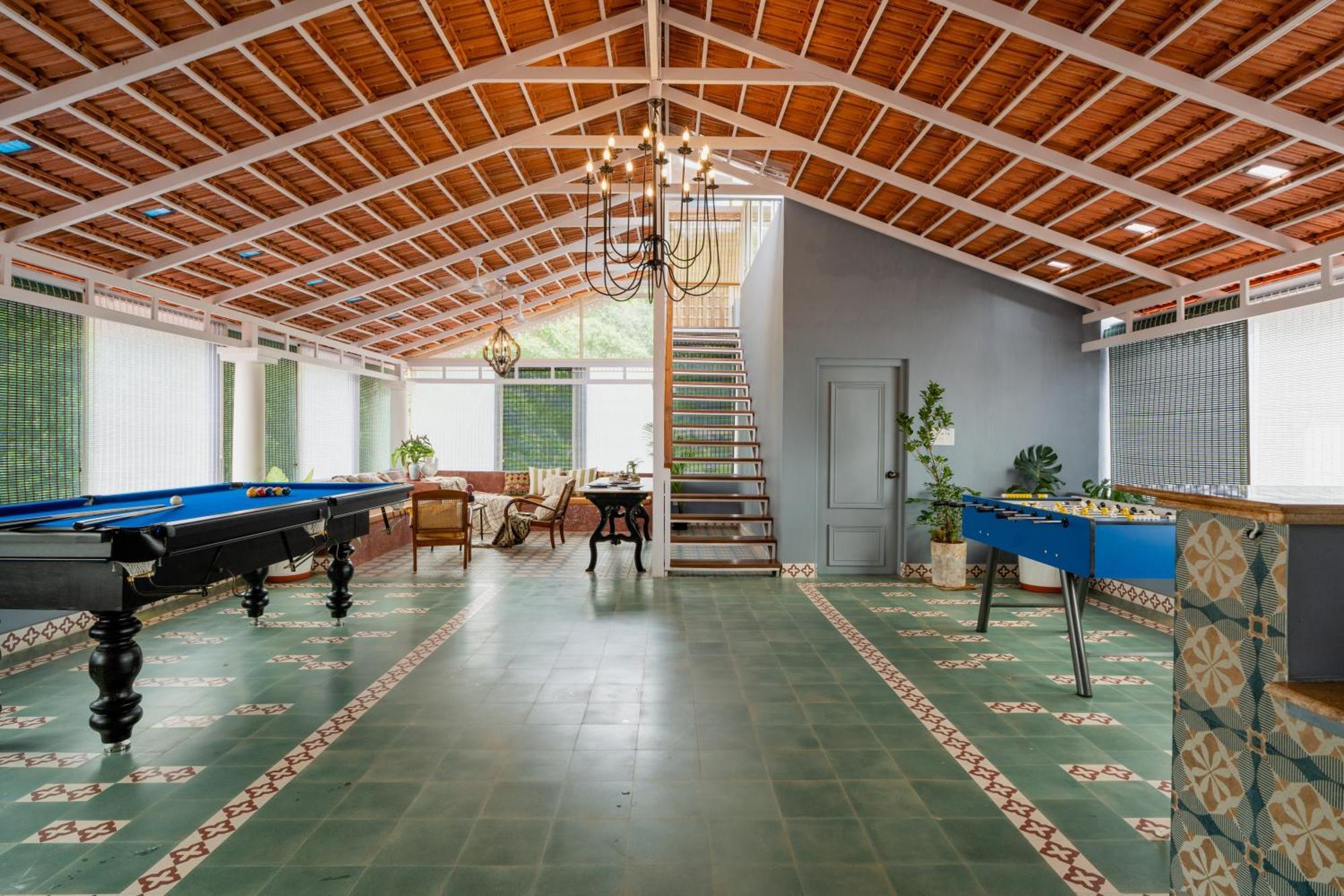 Elivaas 5 Bhk With Pvt Pool, Entertainment Room & Glass House - Bludoor Marmagao المظهر الخارجي الصورة