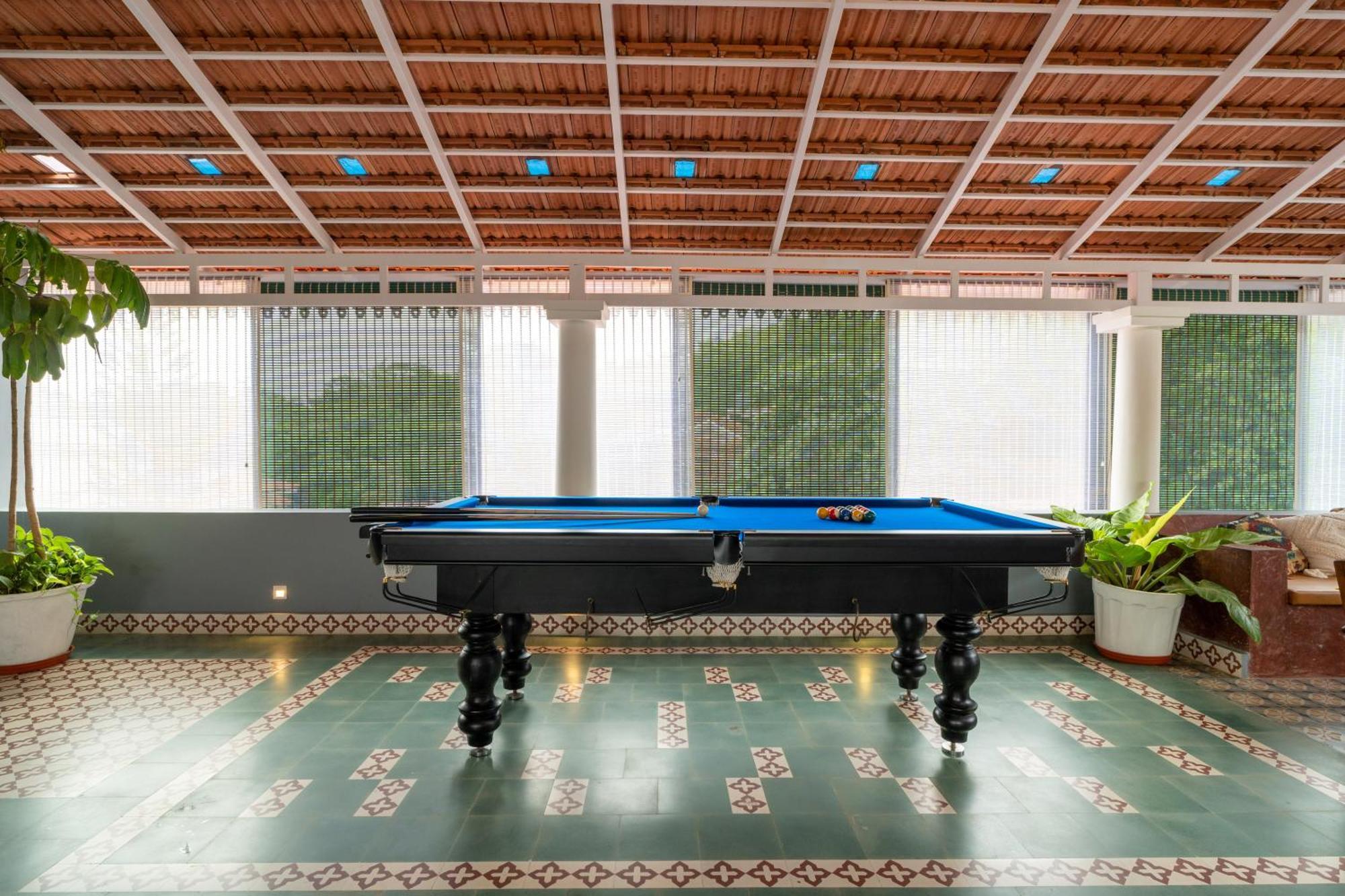 Elivaas 5 Bhk With Pvt Pool, Entertainment Room & Glass House - Bludoor Marmagao المظهر الخارجي الصورة